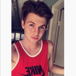 Meet your Posher, Austin